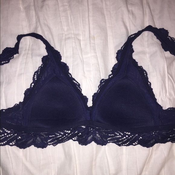 🚫TRADED🚫Lace Bralette - Picture 3 of 5